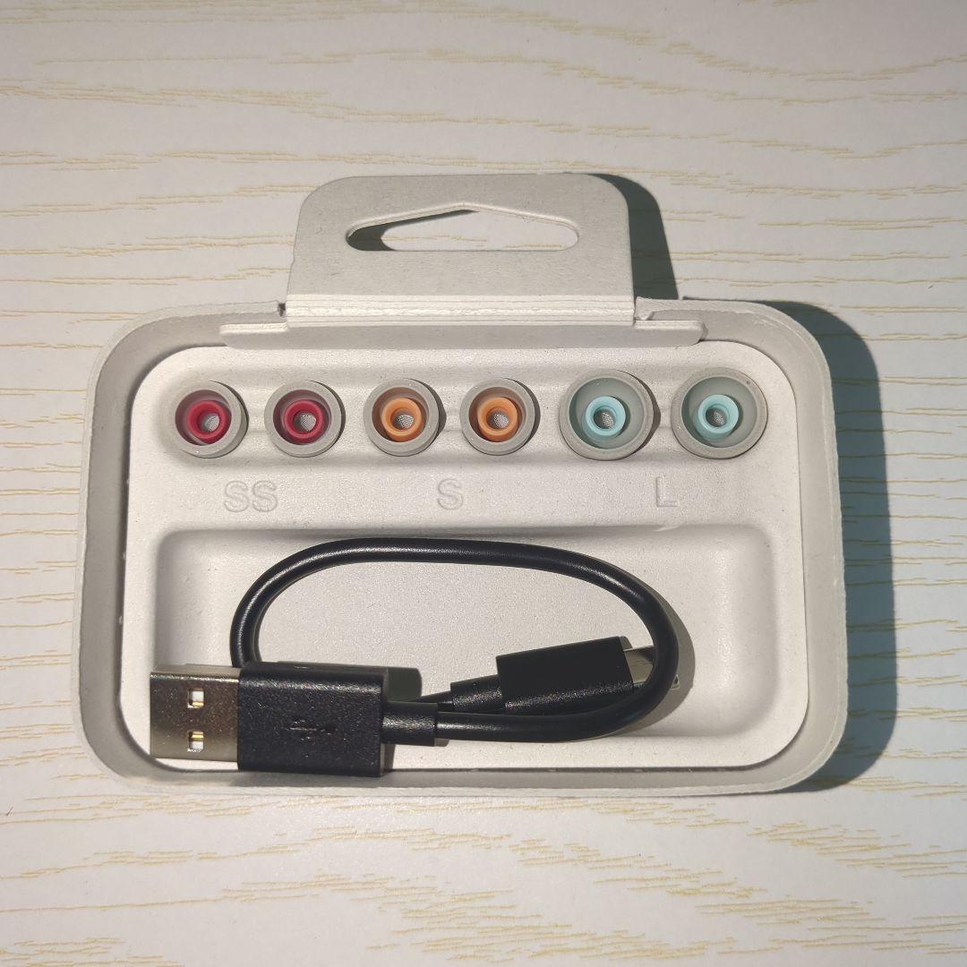 ソニー ワイヤレスイヤホン WF-1000XM5　ケース付き