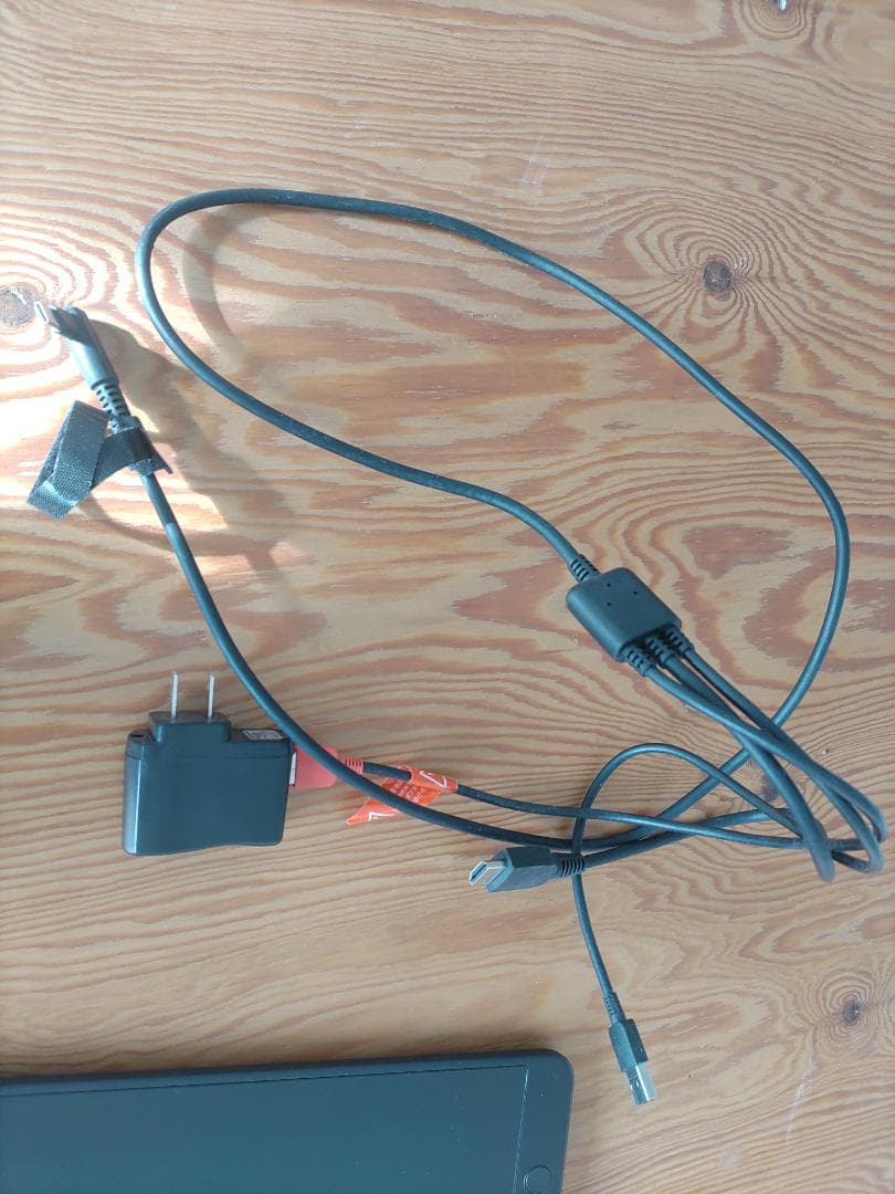 HUION 液タブ Kamvas 13 液晶ペンタブ 充電不要ペンPW517