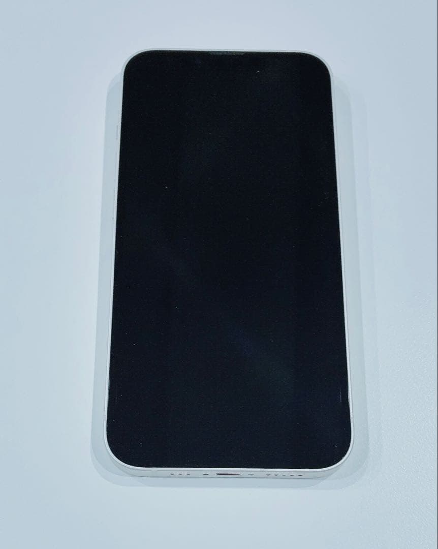 Apple iPhone13 ホワイト 128GB 本体 白 スターライト