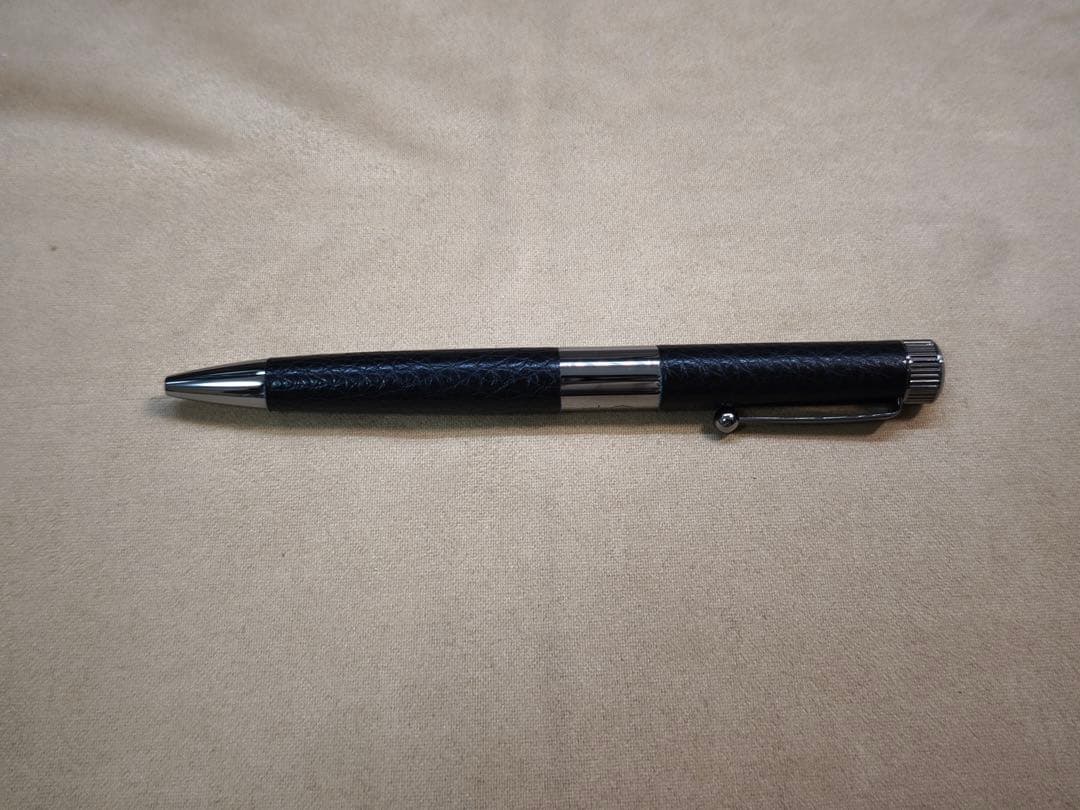 伊東屋ＲＯＭＥＯ　Ｎｏ．３　ボールペン　レザー　クロコ型押し