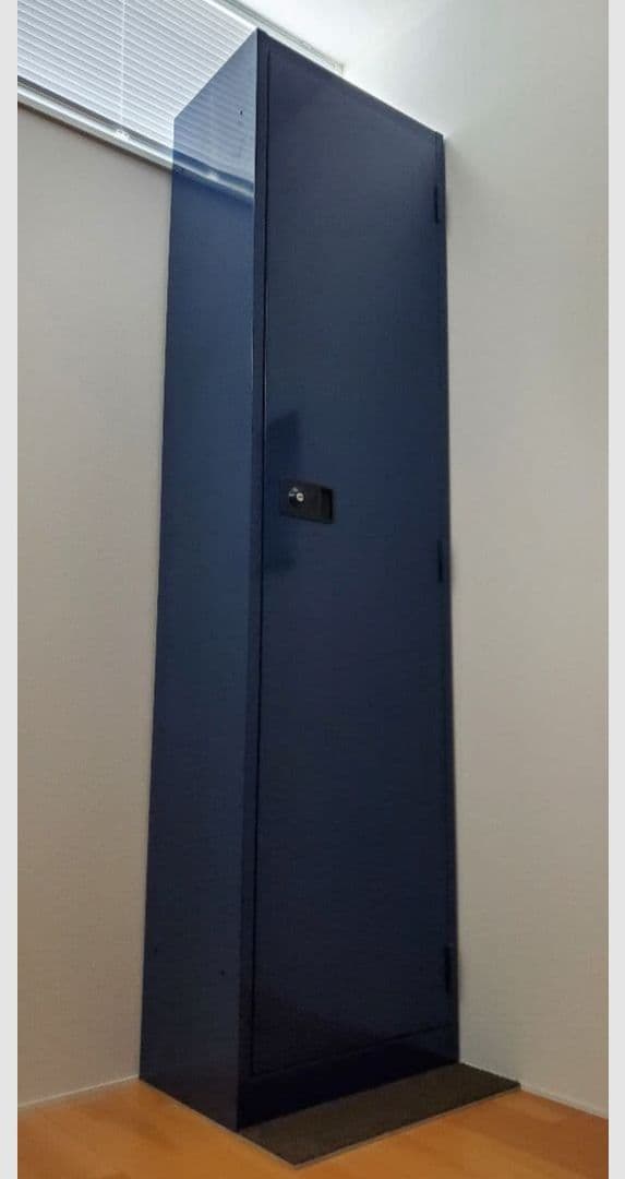 鍵付き【スチールロッカー】