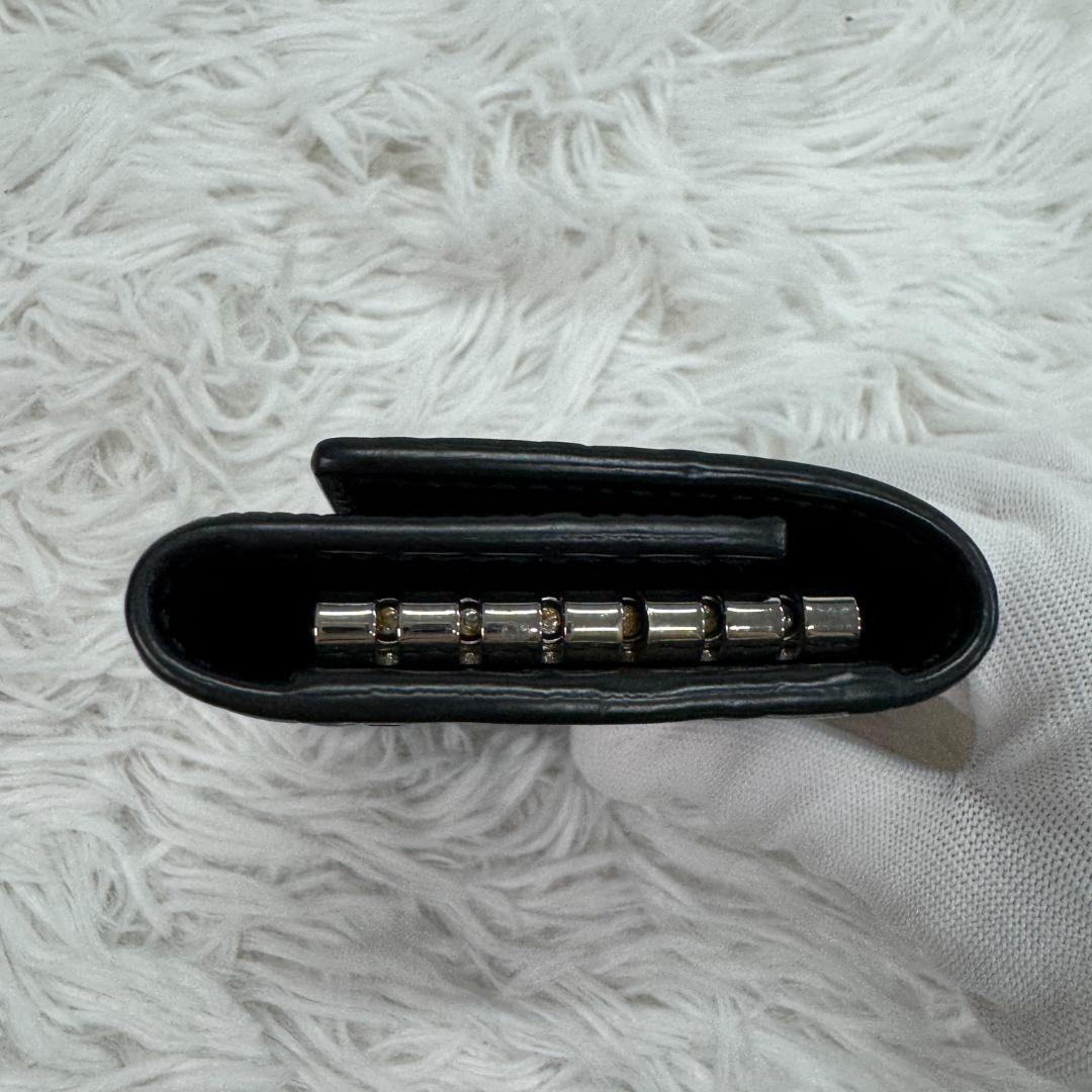 【極美品】グッチ 黒　GG エンボス　6連 キーケース GUCCI 箱付