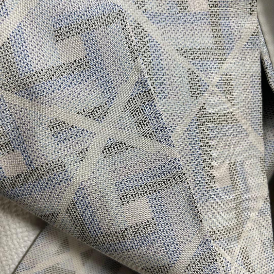 逸品！！　都喜ヱ門　本場白大島紬　着物　幾何学柄　着物スキ倶楽部　６３７