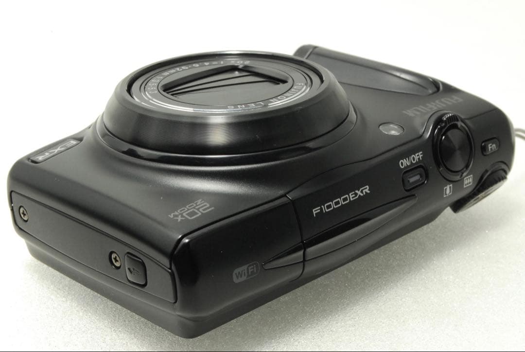 FUJIFILM FinePix F1000EXR❤️ブラック 動作確認済 カメラ