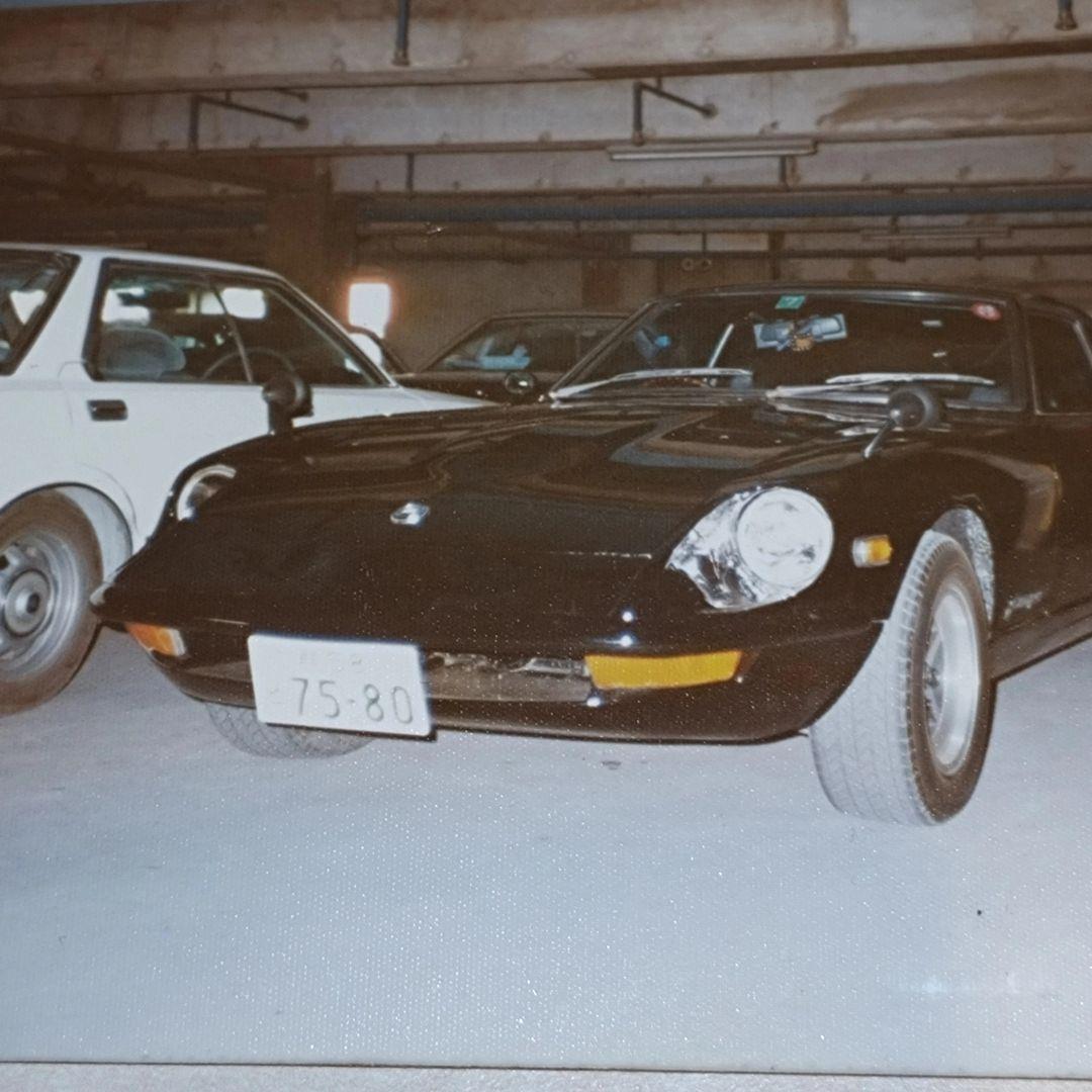 【ナオユ】フェアレディZ　Fairladyz　純正ステアリング旧タイプ