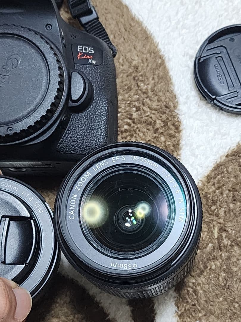 コ*コ様 エ*ド様 「中古物]Canon EOS Kiss X8i 本体 +レン