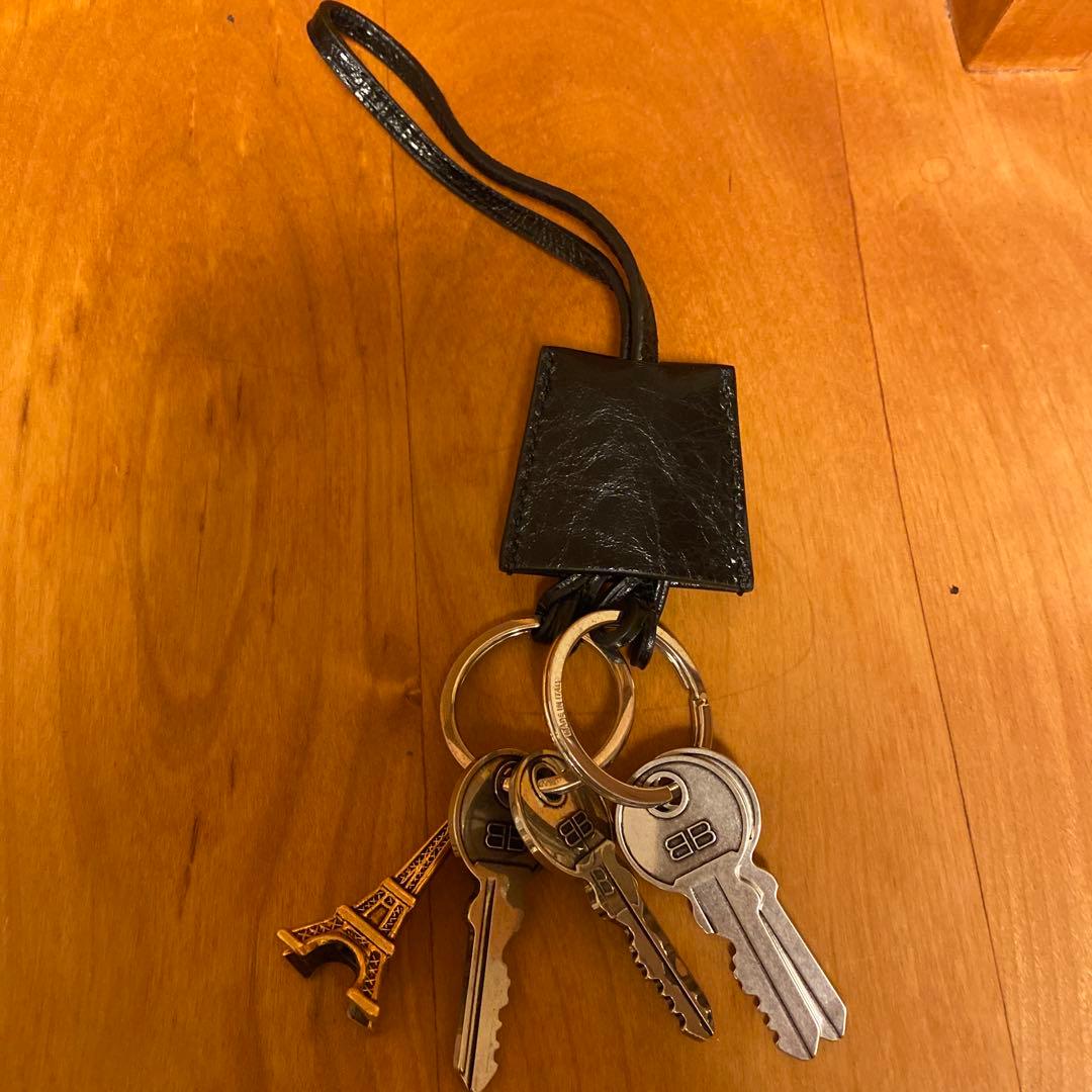 バレンシアガ　LE CITY チャーム エッフェル