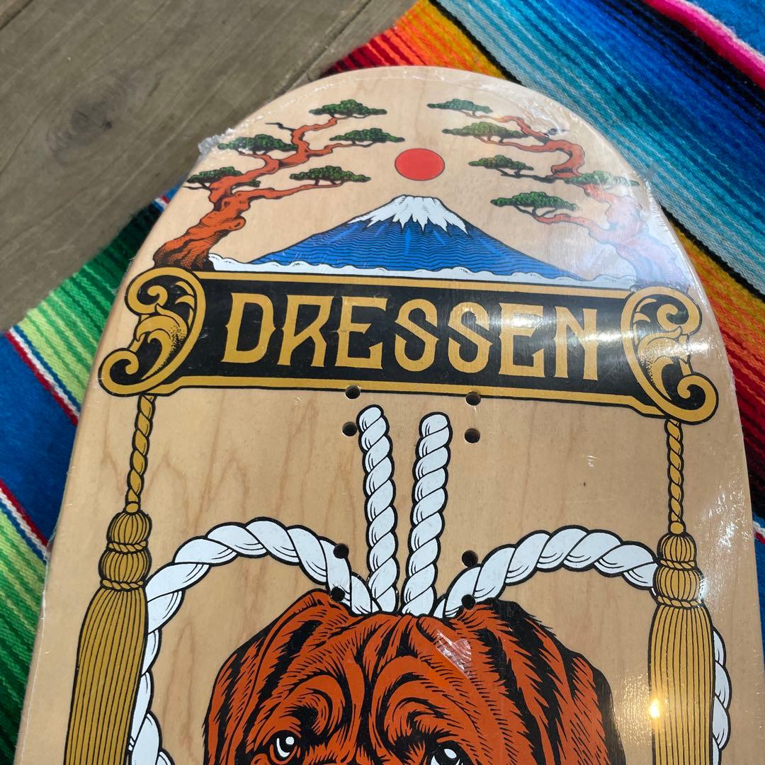 SANTA CRUZ DRESSEN スケボープロデッキ定価¥14,300