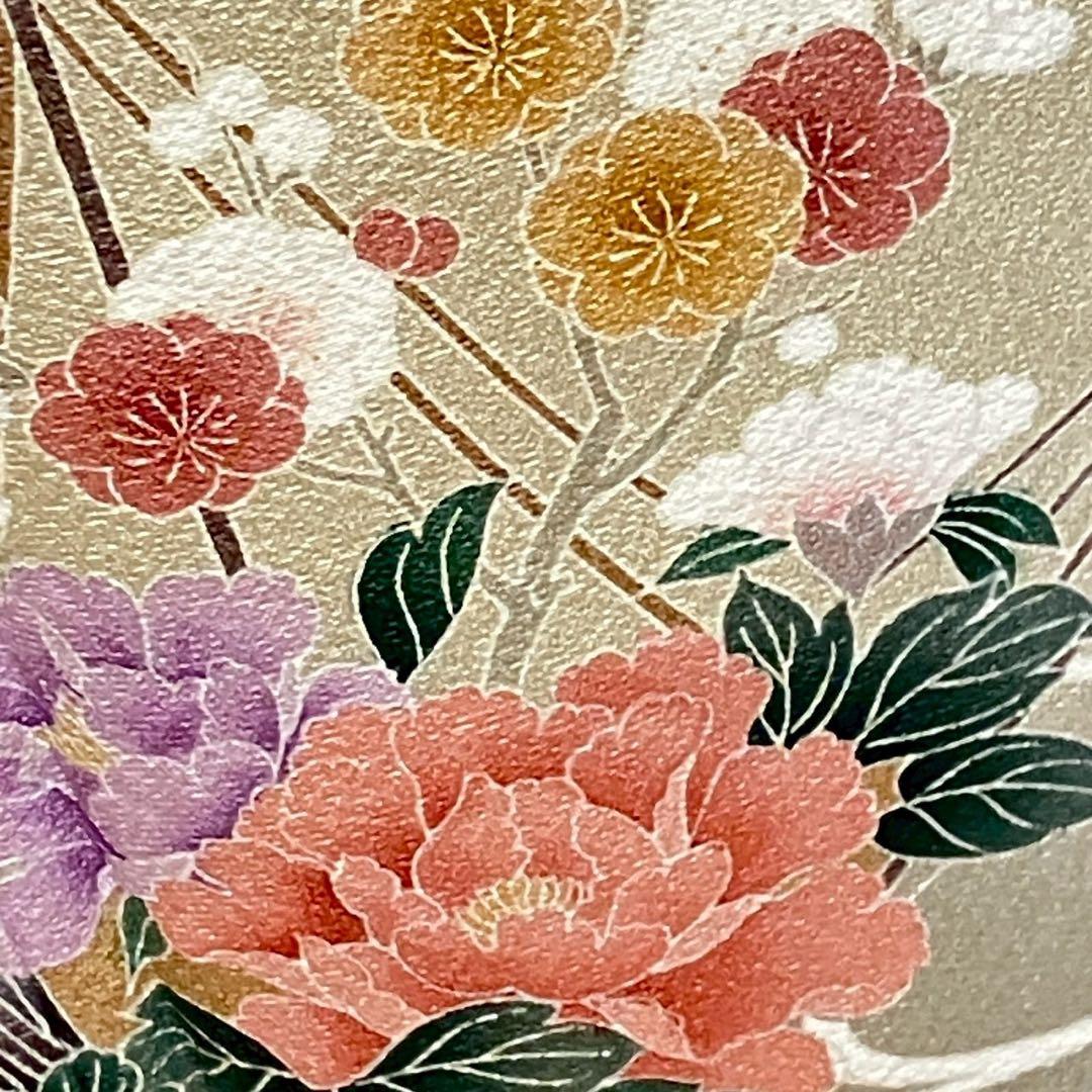 ［5832］色留袖 美品 未使用 駒刺繍 三つ紋 平四つ目 正絹 着物 袷