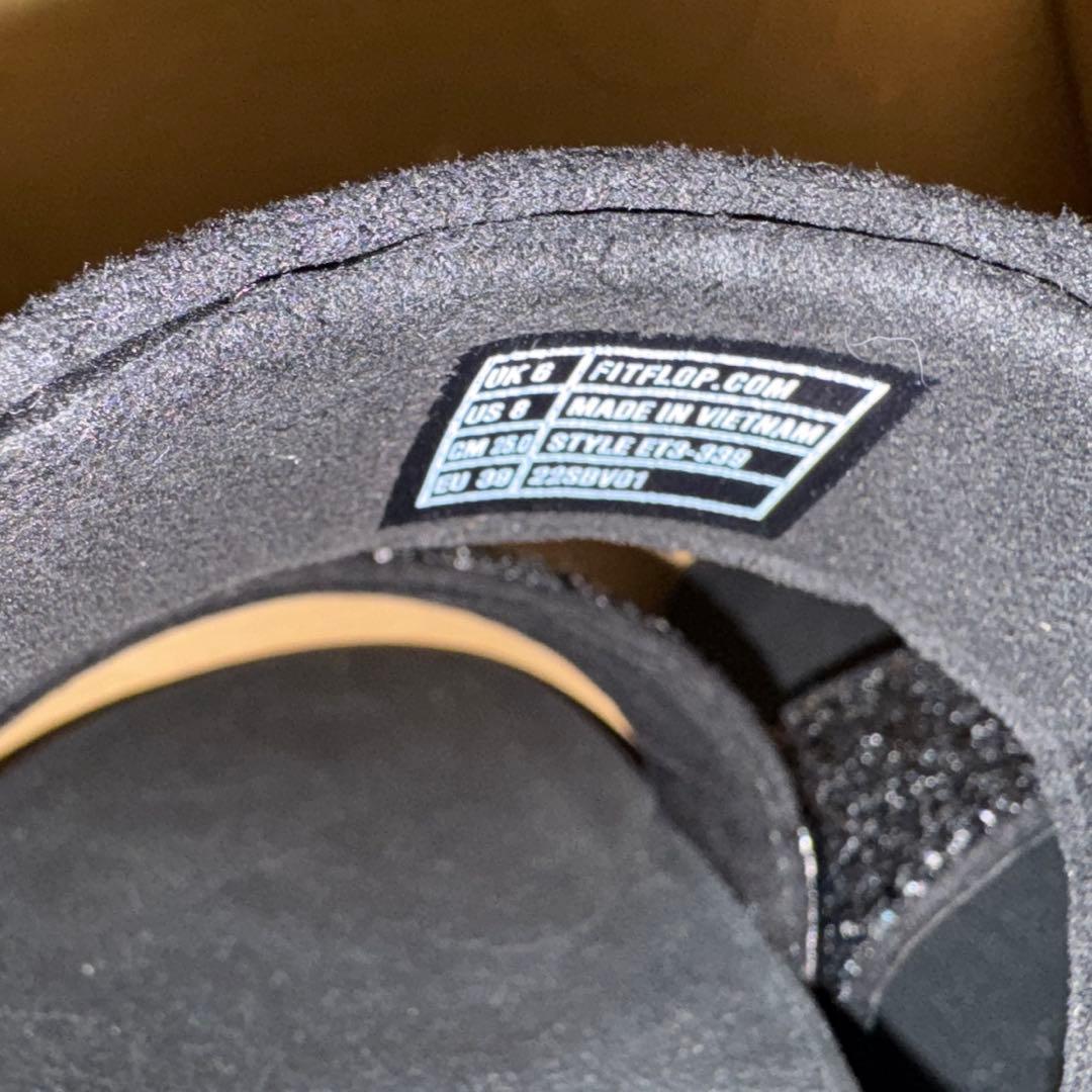 新品 フィットフロップ✩黒✩ルル✩✩25cm-25.5cm(US8)