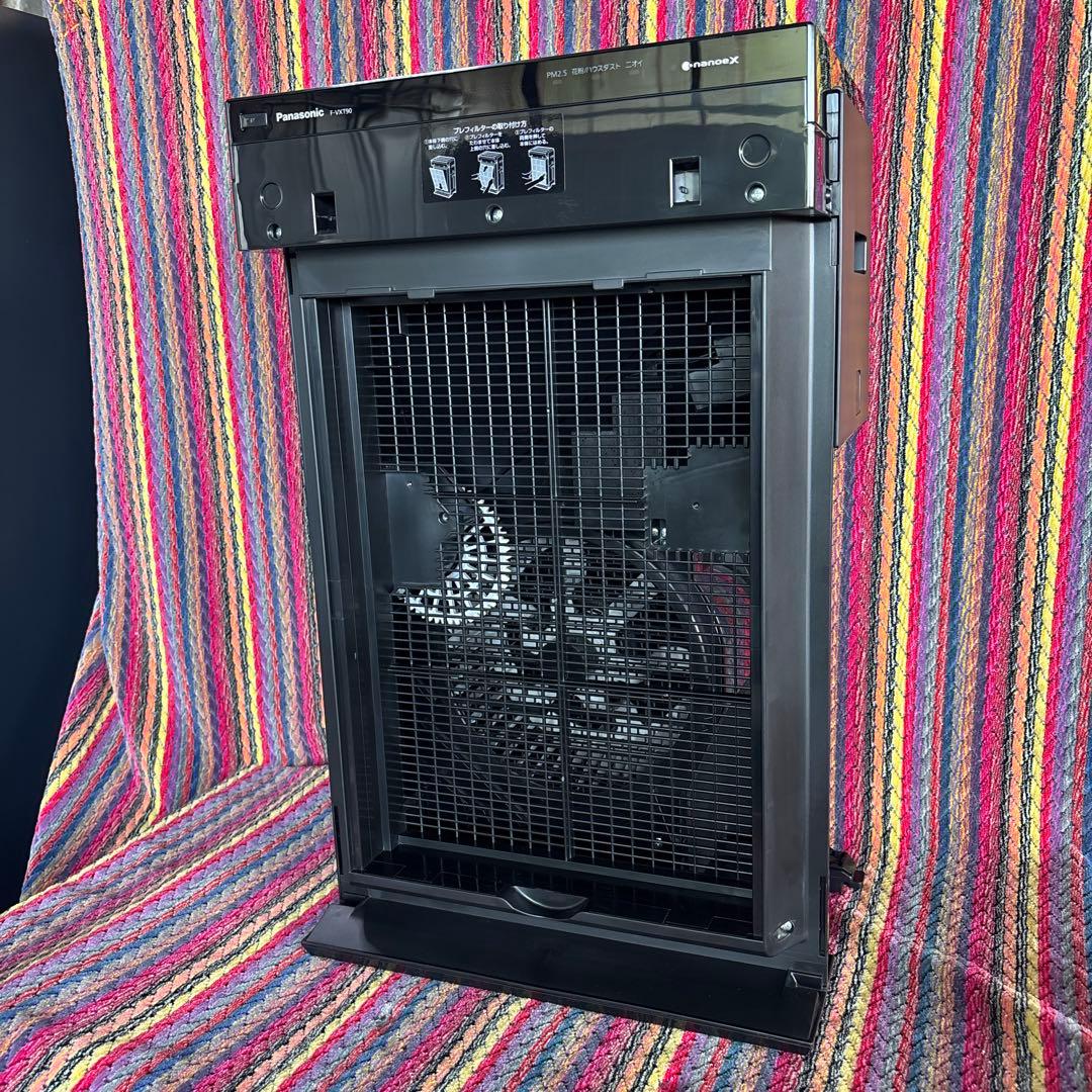 Panasonic 中古加湿空気清浄機型番F-VXT90