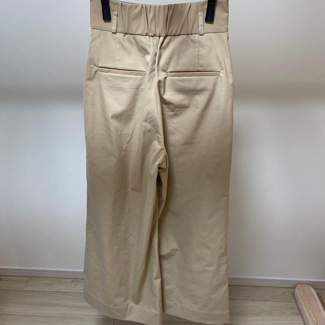 Dolce チノパン　ベージュ