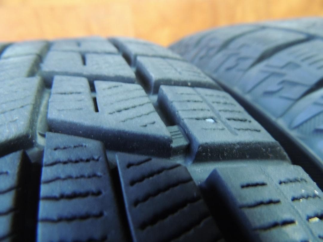 A32　155/65R14　ヨコハマ　スタッドレス4本　サビ有り　ハブ径54mm