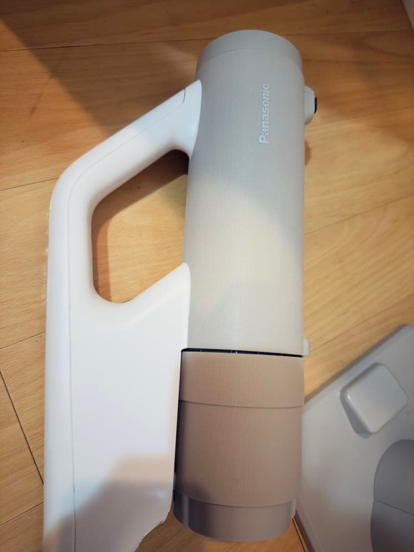定価9万】パナソニックコードレススティック掃除機 MC-NX810KM-W