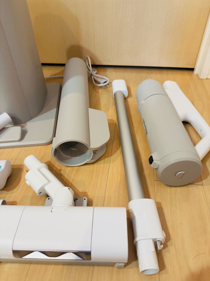 定価9万】パナソニックコードレススティック掃除機 MC-NX810KM-W