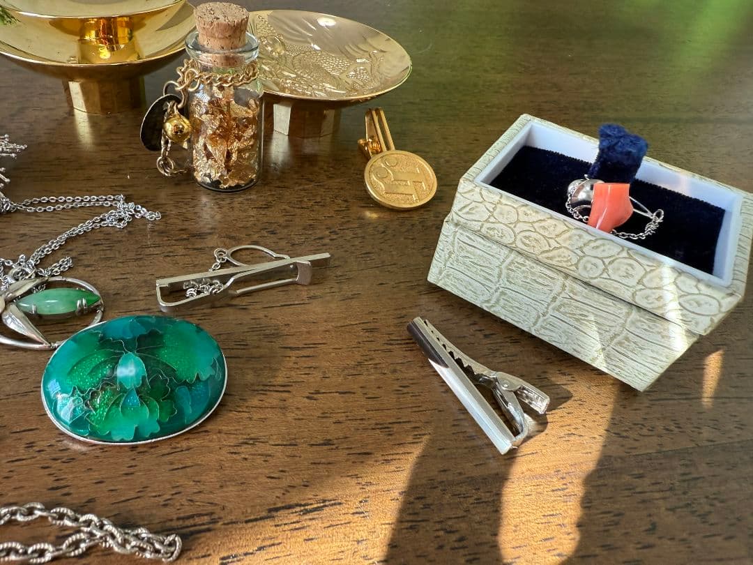 【生前整理】アンティークアクセサリー