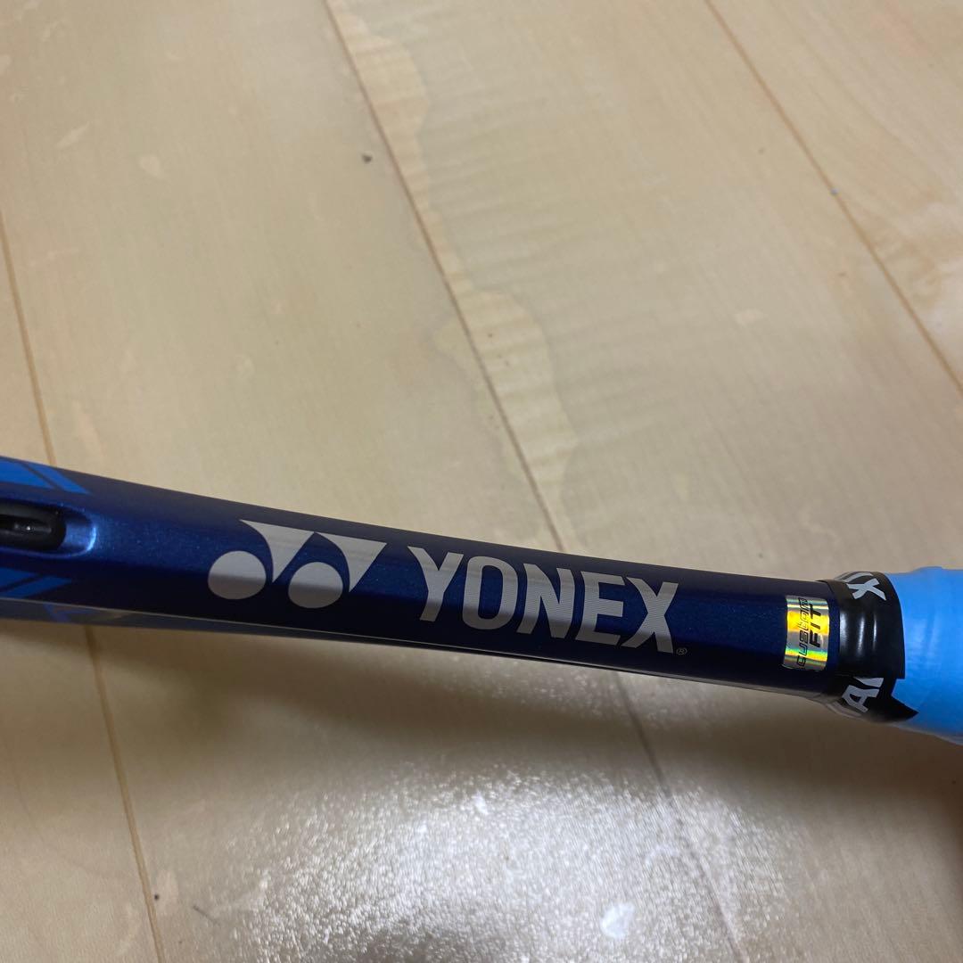 【送料無料_即日発送】硬式テニス　ヨネックス　EZONE98 G4 305g