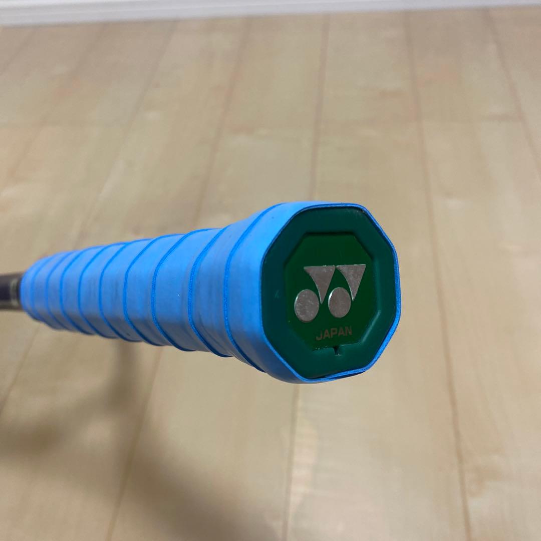 【送料無料_即日発送】硬式テニス　ヨネックス　EZONE98 G4 305g