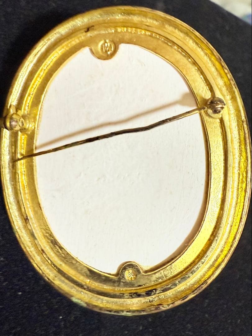 アキオ モリ（森暁雄）ブローチ