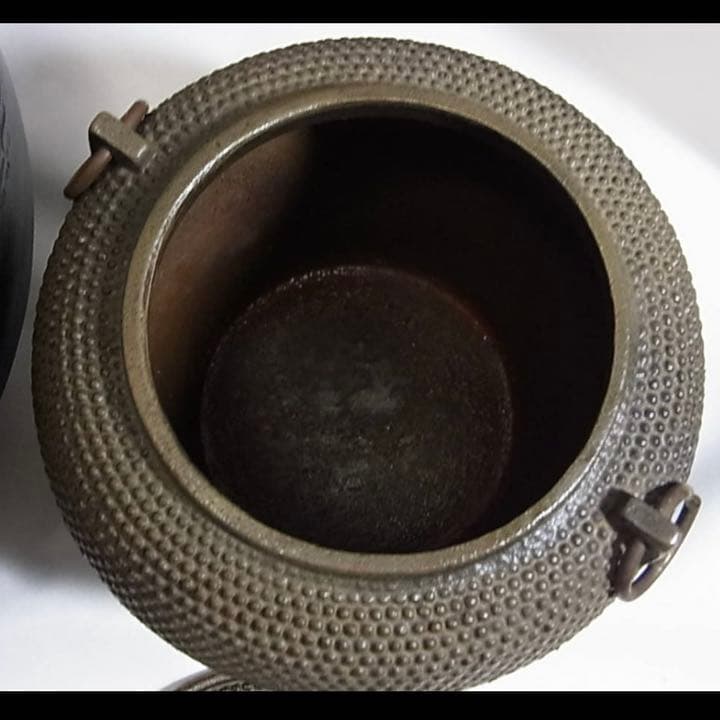 風炉茶釜 裏印 小ぶり(直径約21cm高さ約18cm) 中古