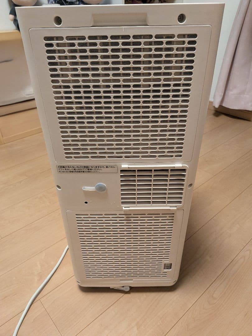 IPA-2325S　アイリスオーヤマ製のポータブルクーラー工事不要で設置可能