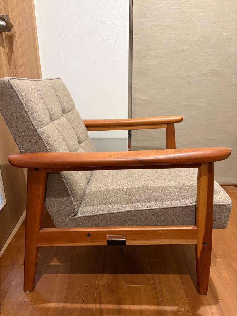 カリモク60 Kチェア 1シーター チェリー × フラノベージュkarimoku