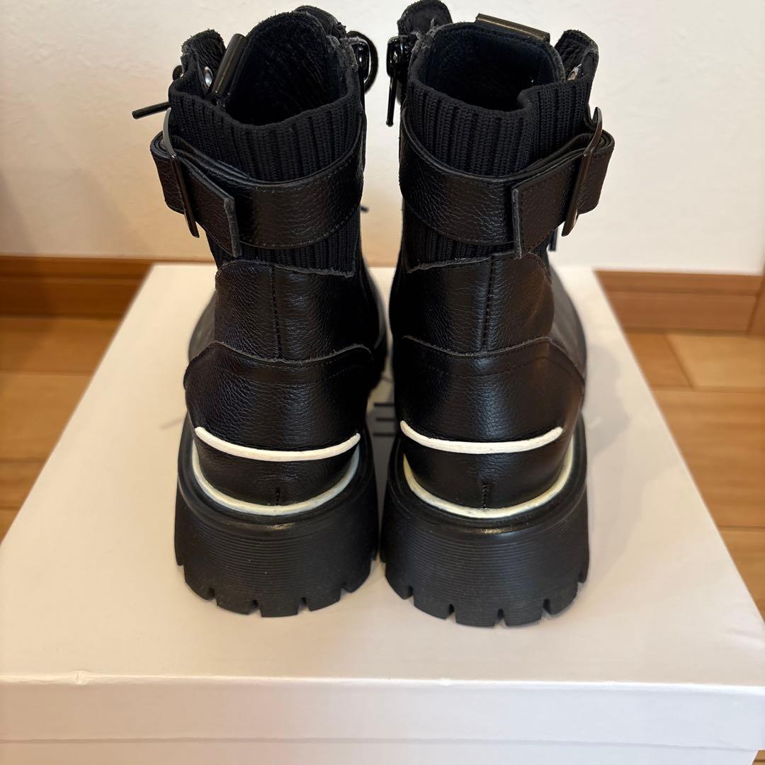 冬物セール　ブーツ　VEGE 紐ブーツ