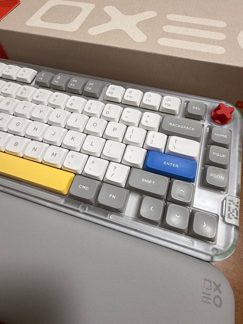 NuPhy Kick75 Blush Nano軸 純正リストレスト付