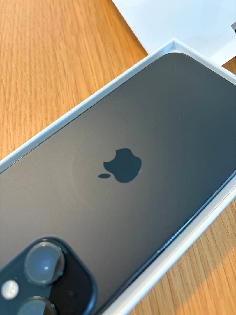 【Hiro様】Apple iPhone 15 ブラック 本体