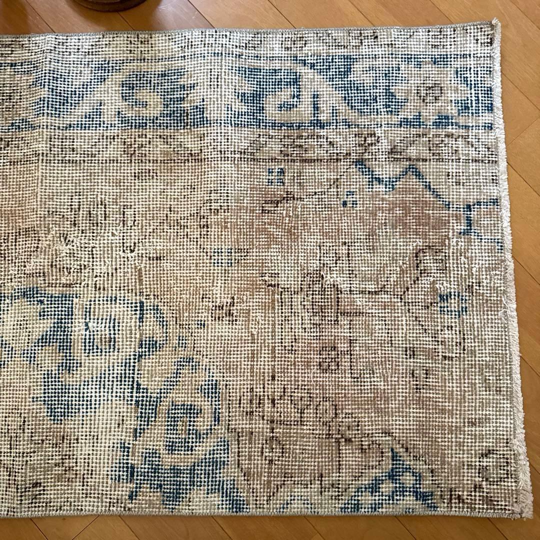 57×106 淡いミルクティー　神秘的ブルー　トルコヴィンテージラグ