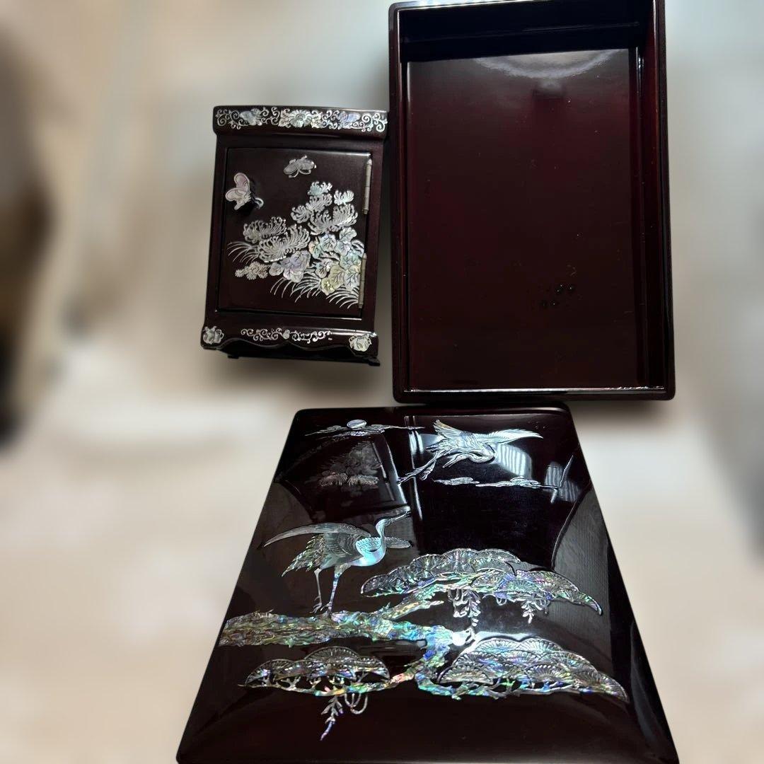 韓国漆器 螺鈿細工 貴重漆塗り高級　鶴と松の貴重箱と宝石箱2セット