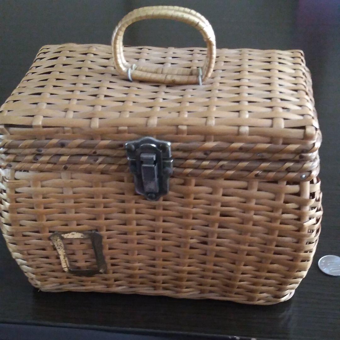 60年前の宝物天然竹細工ミニバスケット　手提げ小物入れ