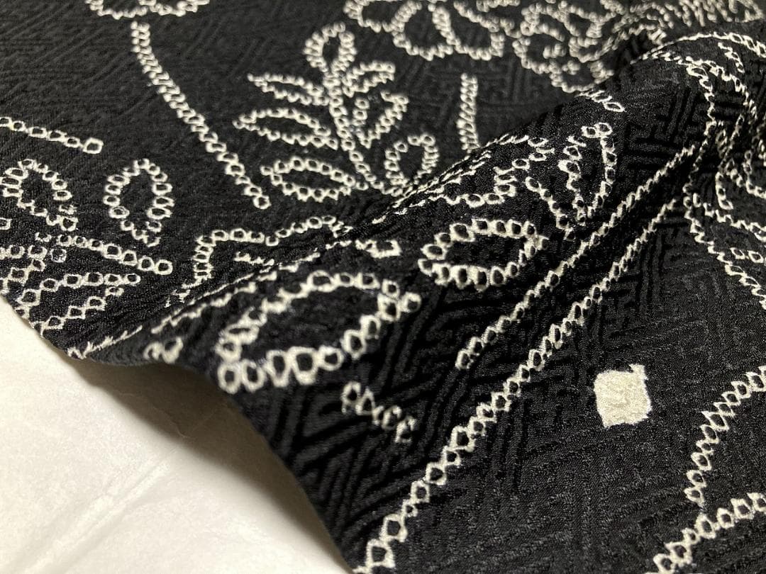 手絞り モノトーン 花柄 網干文 訪問着 京鹿の子絞り 袷 正絹 黒 白1379