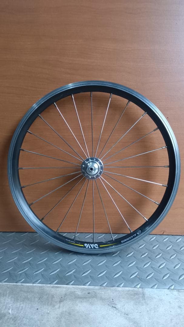 bd-1専用 18㌅Capreo（リアハブ）前後ホイルセットセット