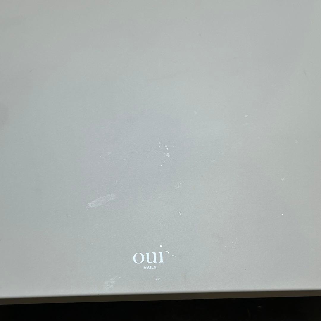 oui nail ネイルライト(美容機能付き)