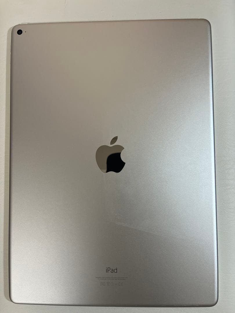 iPad Pro (第1世代) 12.9インチ 128GB キーボード付き