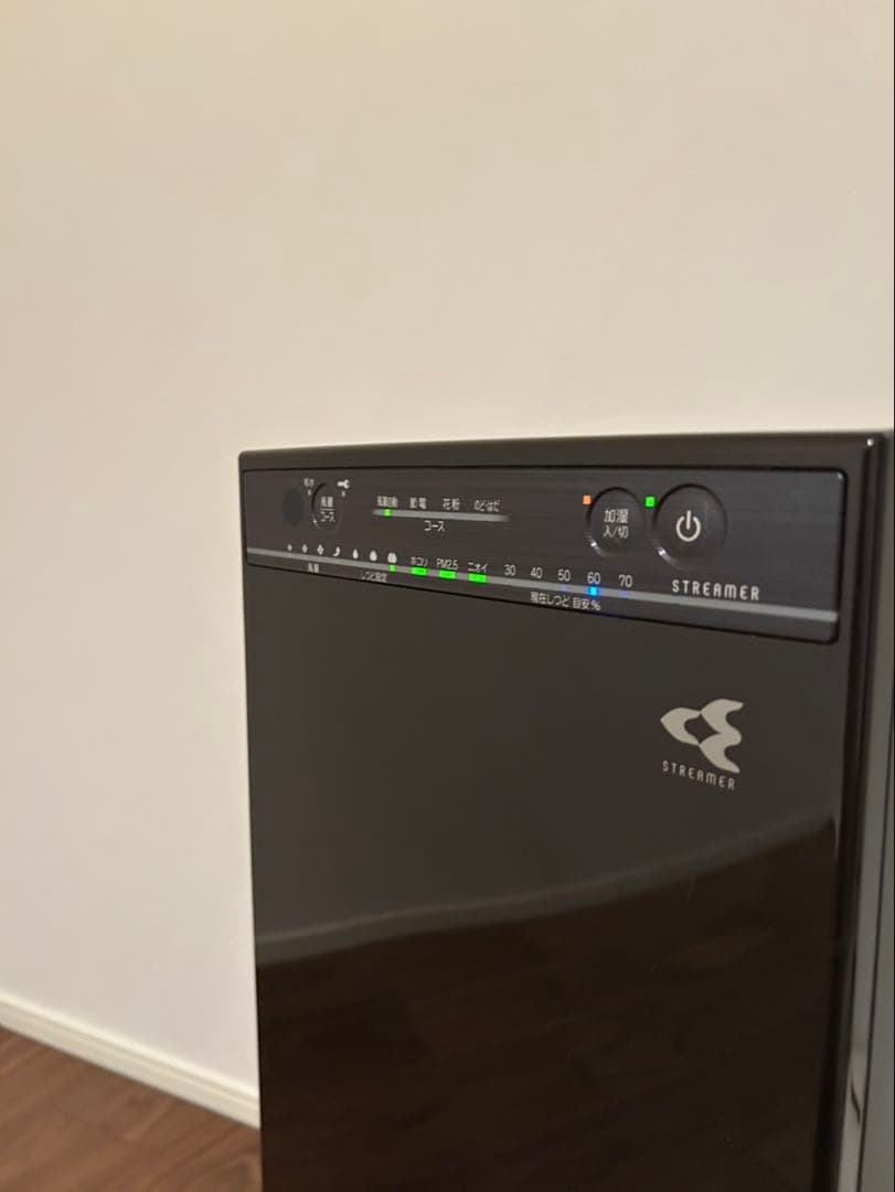 ダイキン　タワー型空気清浄機 直接引き取り限定