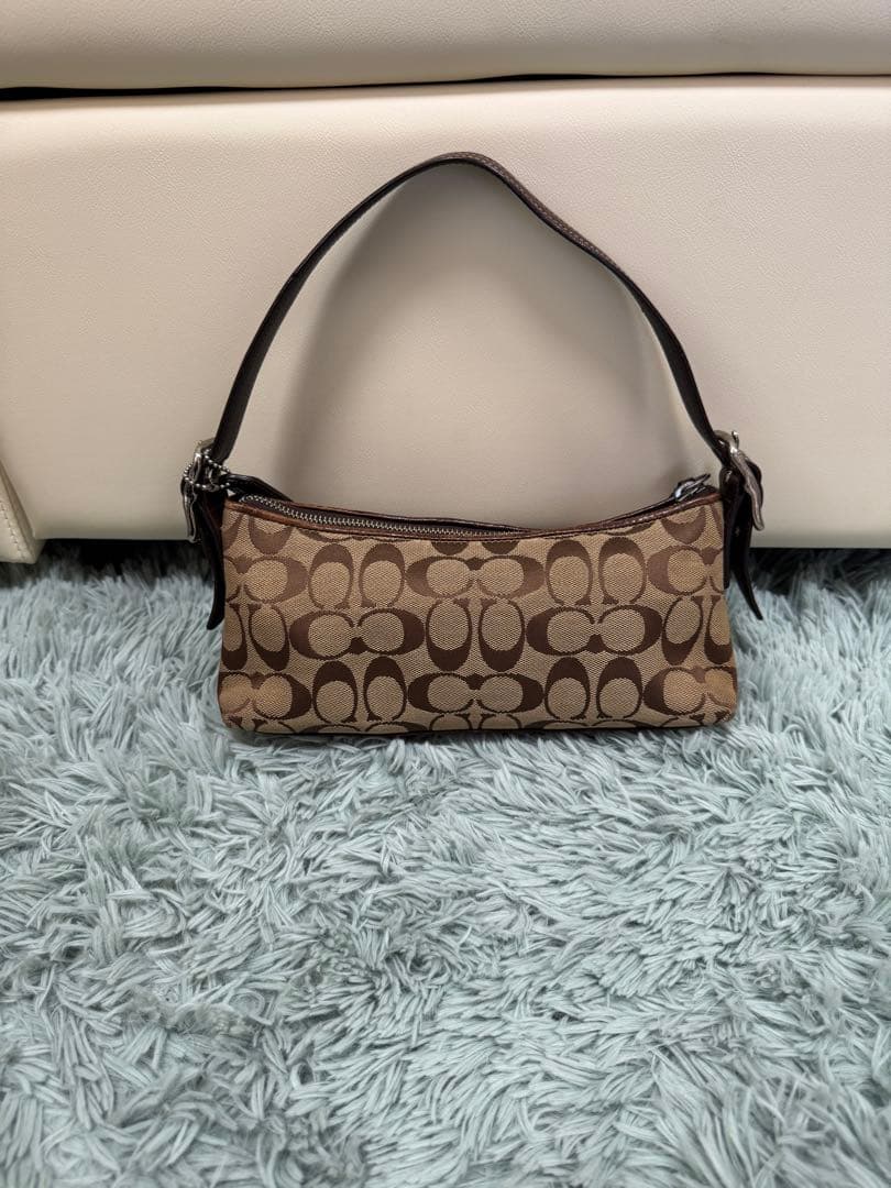 【美品】COACH/コーチ/シグネチャーストライプ・ショルダーバッグ/8K09