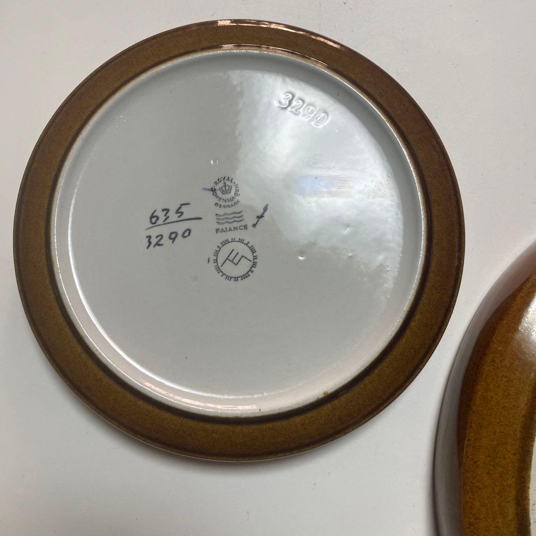 ロイヤルコペンハーゲン　バッカシリーズ エレン マルマー 丸皿 2枚セット