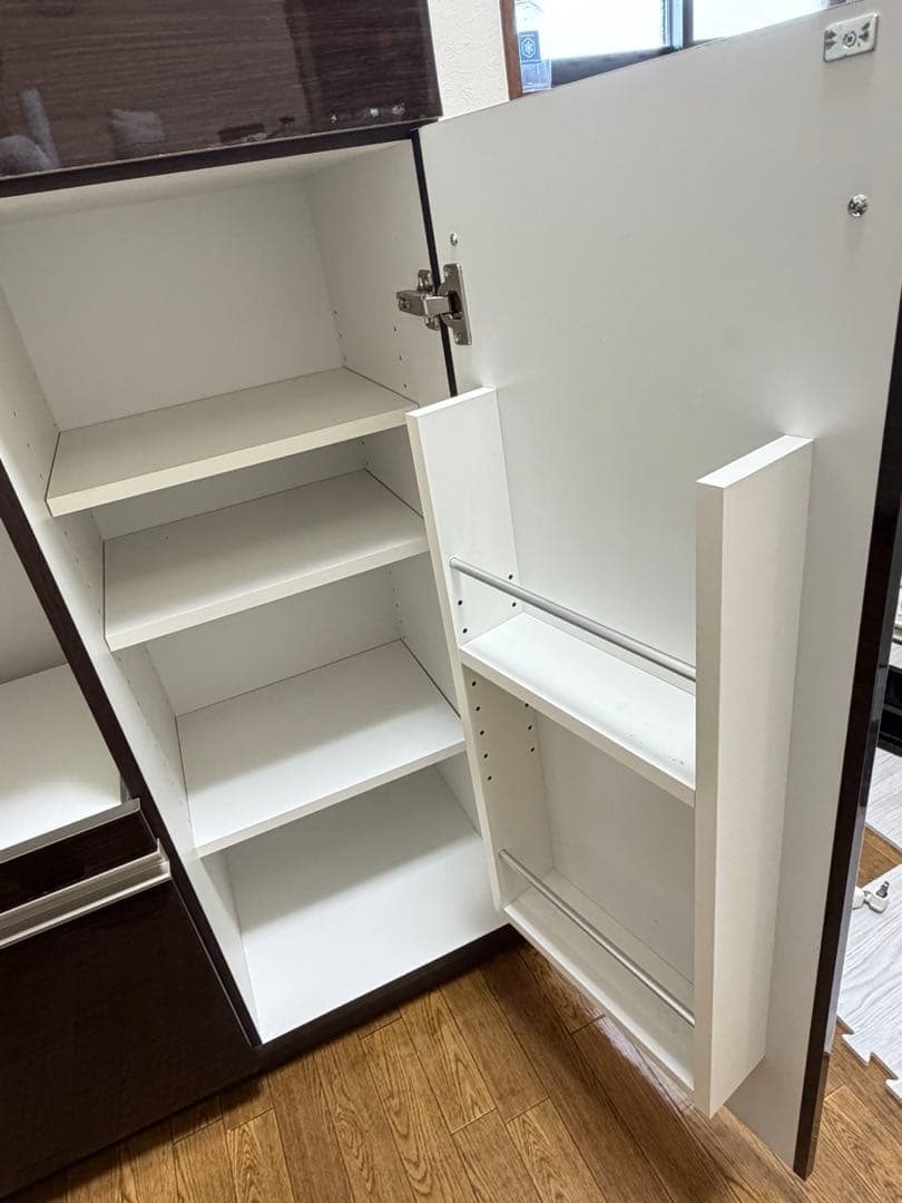 東京インテリア　レンジ台　食器棚