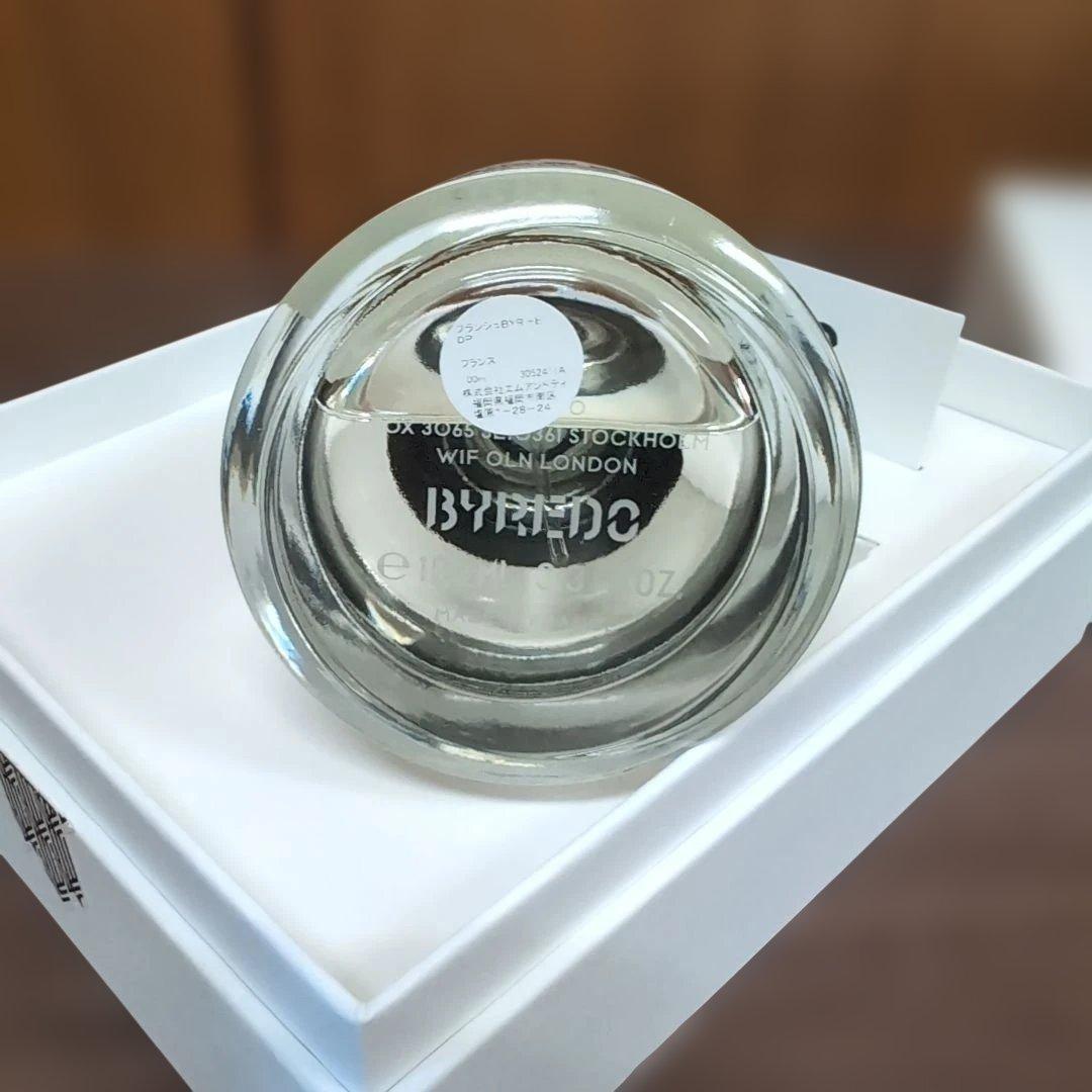 BYREDO BLANCHE Eau de Parfum　100ml
