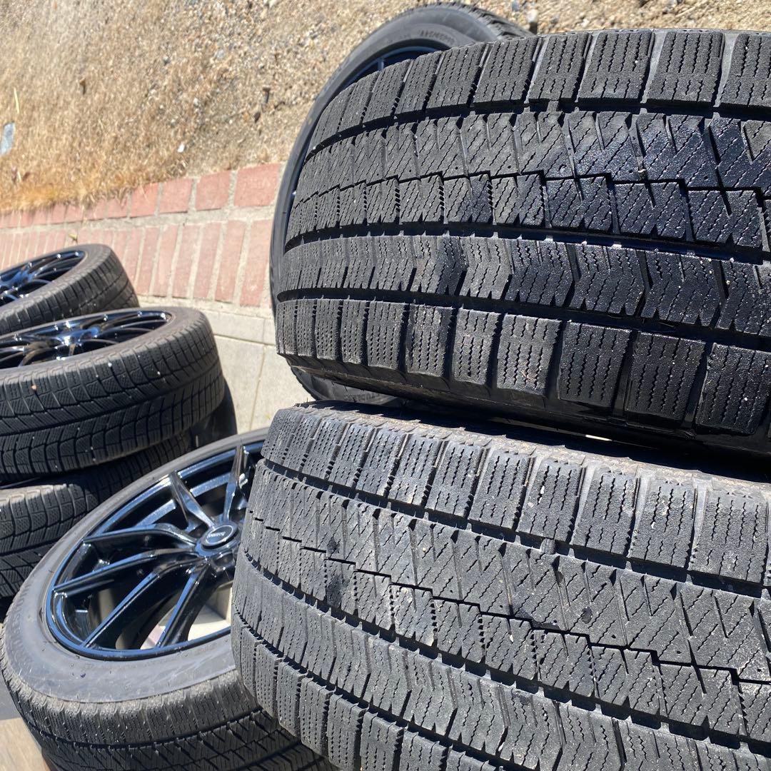 225/45R18 ブリヂストンVRX2