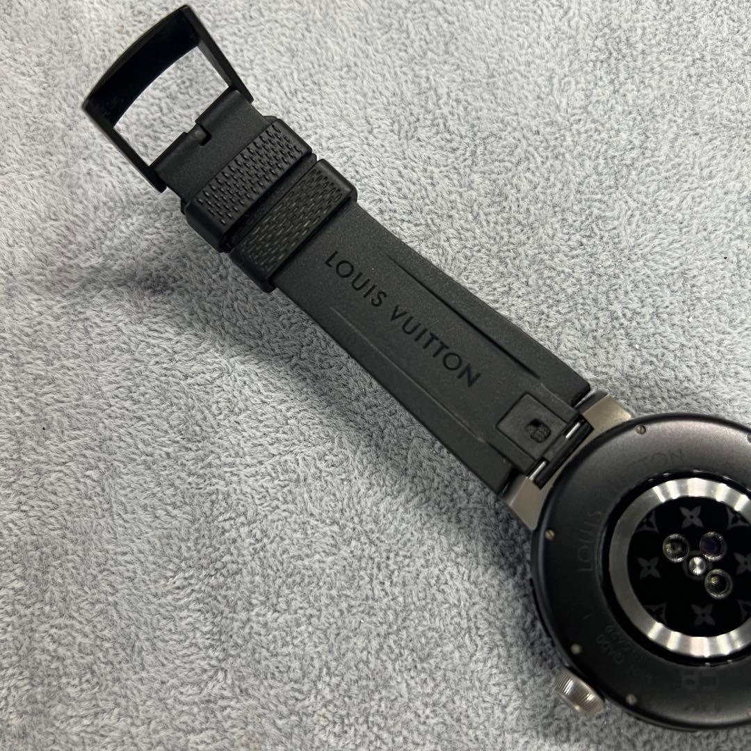 ルイヴィトン タンブール ホライゾン ライトアップ ブラック C006110