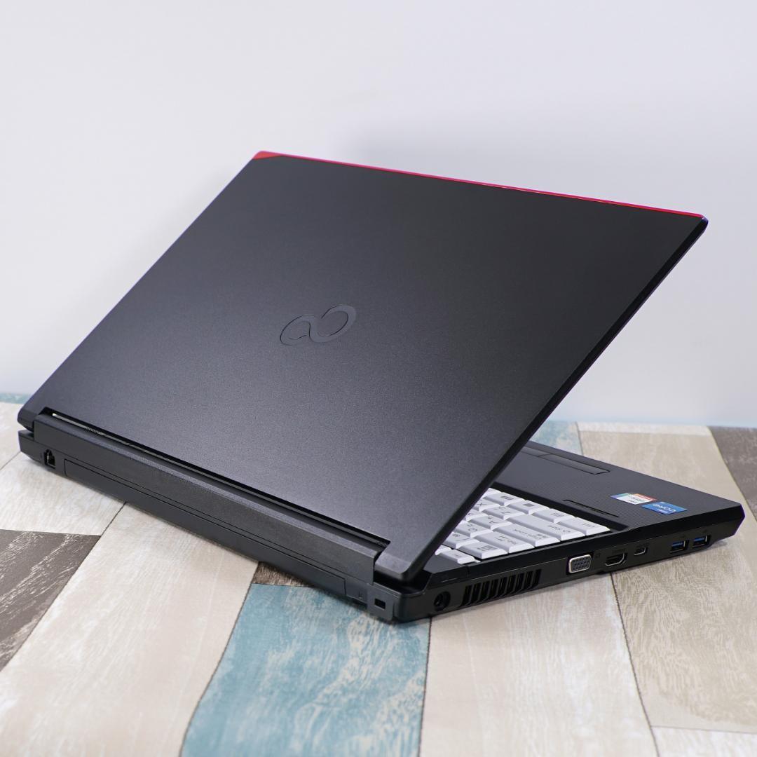 未使用に近い神速の２０２３年製✨１１世代ｉ５に超高速ＳＳＤ＆大容量１６ＧＢメモリ