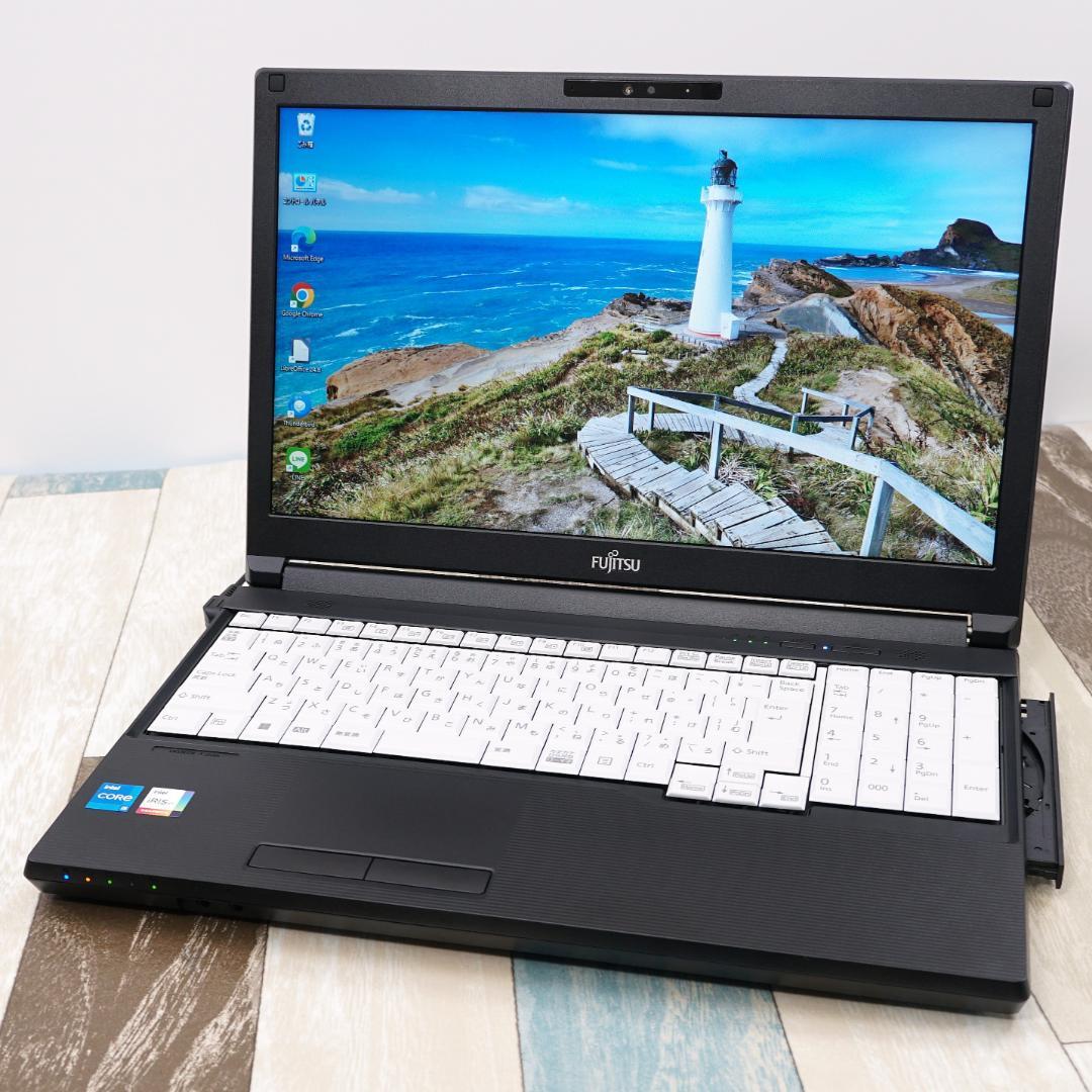 未使用に近い神速の２０２３年製✨１１世代ｉ５に超高速ＳＳＤ＆大容量１６ＧＢメモリ