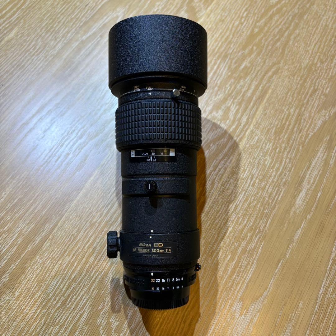 Nikon AF NIKKOR 300mm f/4 ED レンズ