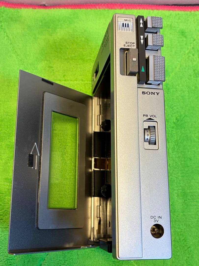 SONY カセットプレーヤー TCMー100 (プレスマン)