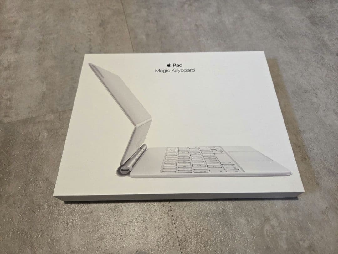 【美品】Apple iPad Magic Keyboard 日本語配列