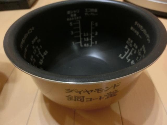 パナソニック 5.5合 炊飯器 圧力IH式 おどり炊きホワイトSR-PB105
