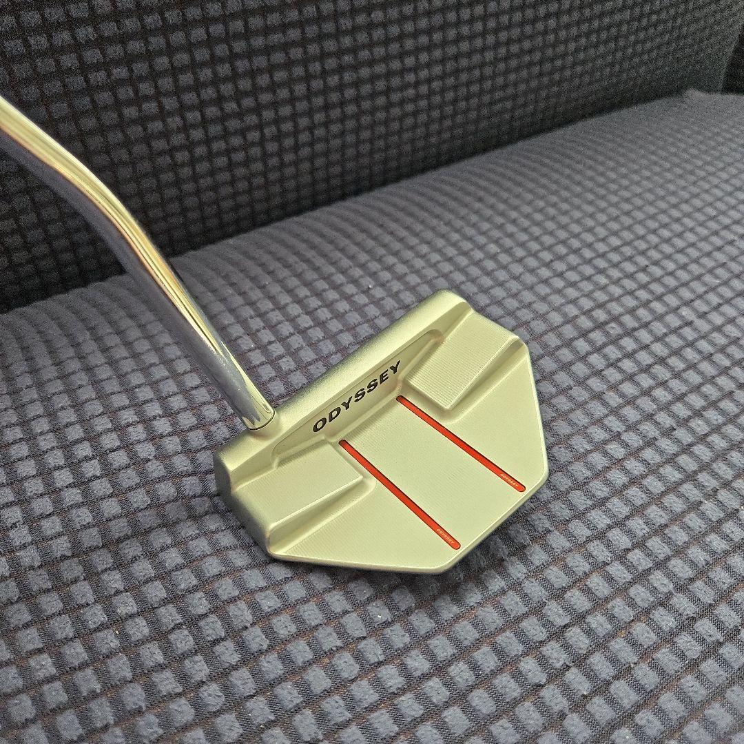 【お値下げ】ODYSSEY ゴルフパター 限定モデル ヘッドカバー付き